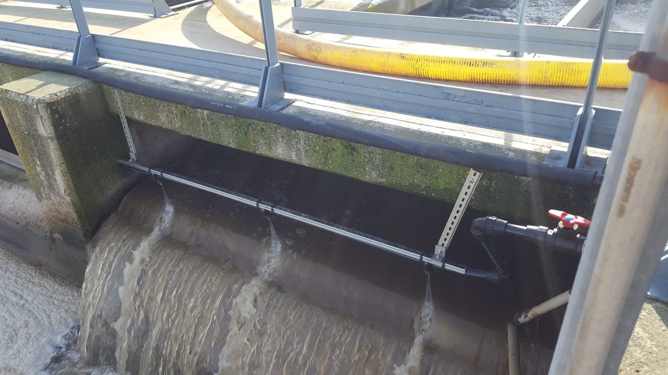 Rampe de dispersion Enviro-Chem Cx dans l'effluent